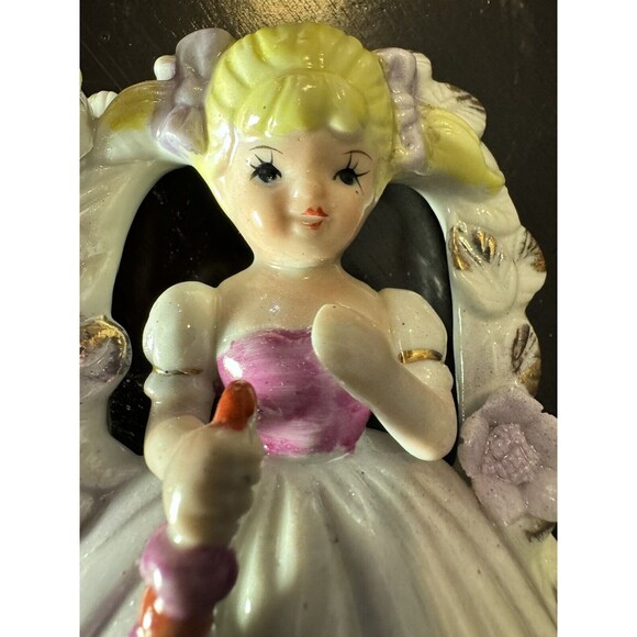 Vtg Porcelain Blonde Girl Figurine Under Arbor with Parasol By Sophia Ann 5.5”H - Picture 8 of 8